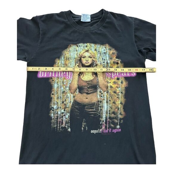 Vintage Britney Spears Concert Tee Authentic 2000s Oops!…I Did It Again Size S - Picture 6 of 12